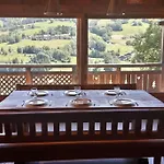 2 Spacieux Dans Ferme Renovee Face Au Montblanc *