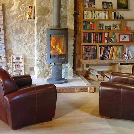 2 Spacieux Dans Ferme Renovee Face Au Montblanc Apartment Megève